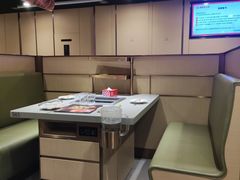 卡座-海底捞火锅(松雷店)