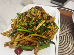 -钟记陕南菜·煎锅鱼(红专南路店)