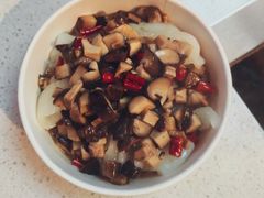 牛肉香菇拌粉皮-安上粉皮.非遗手工小吃(骑龙巷店)