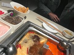 -海底捞火锅(武胜路凯德广场店)