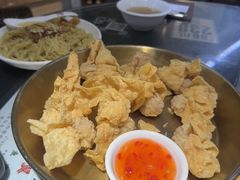 酥脆炸云吞-禄粥·广府味·煲仔粥·宵夜·明档现做(江南西店)