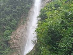 -西岭雪山大飞水景区