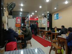 大堂-潘国仙耳光馄饨(黄家阙路店)