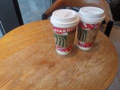 -星巴克臻选(南京金茂览秀城店)