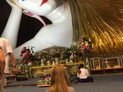 -ခြောက်ထပ်ကြီးရွှေသာလျောင်းဘုရားကြီး