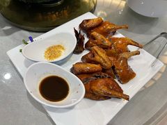玻璃脆皮乳鸽-食神鱼头佛跳墙(百子湾旗舰店)