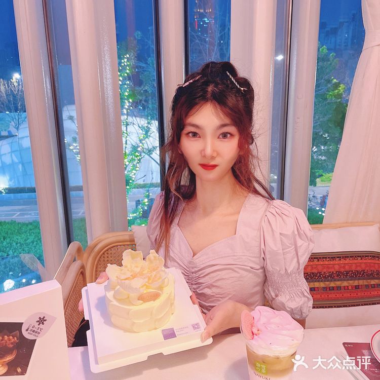 高颜值生日蛋糕🎂 生日聚会🥳惊艳了朋友们