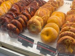 -HOT CRUSH趁热集合·现烤面包(环球港店)