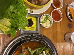 -喇喇排骨火锅·传统韩式脊骨汤(望京西园总店)