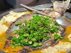 -探鱼·鲜青椒爽麻烤鱼(银泰城店)