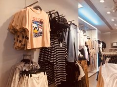 -H&M(天一广场店)
