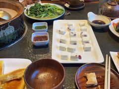 酸奶糕-诺敏塔拉奶茶-布里亚特包子-手把肉(锦都会店)