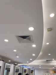 -八佰伴8008星级形象店