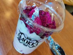 红心火龙果酸奶-茶缸AMOKKA COFFEE