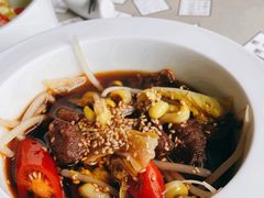 水煮牛肉-穹六人间 people 6(岳阳路店)