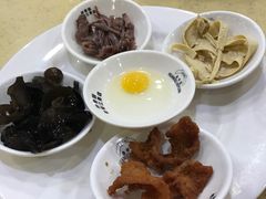 -桥香园云南过桥米线(金马碧鸡店)