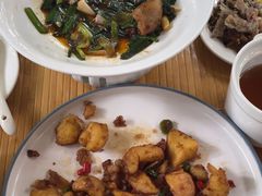 -泡桐树孙二娘私房菜