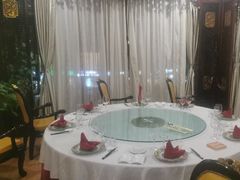 -皇宫大酒店