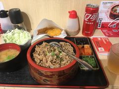 -牛邸·烧肉饭(来福士店)