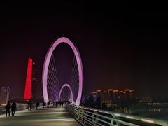 -南京眼步行桥
