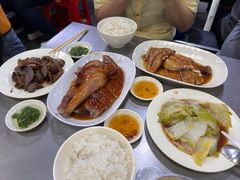 -华香鹅快餐店