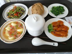 -月之旅·尊 高端月子会所(科馨别墅一店)