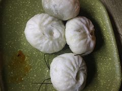 -舒小笼松针小笼包