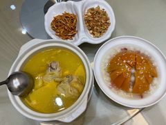 白果炖鸡-月圆霖特色农家乐