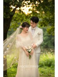 -雪中彩影婚纱摄影·微光艺术中心