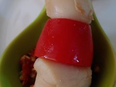 Scallop&nbsp;with&nbsp;tomato&nbsp;sasa&nbsp;&nbsp;鲜带配番茄莎莎-深圳温德姆至尊酒店·大堂吧·户外花园