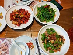 -黄泥岗·地道湖北菜(奥特莱斯店)