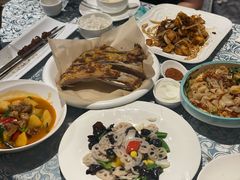 -巴扎美食·新疆菜·西域歌舞表演餐厅(新疆大厦店)