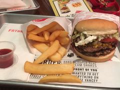 -FATBURGER 特富客汉堡(外交公寓店)
