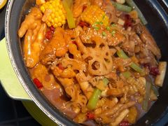 -多嘴超级肉蟹煲(中街恒隆故宫店)