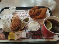 -The Habit Burger Grill 哈比特汉堡(复兴soho店)