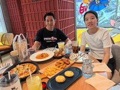 -必胜客(港城新天地店)