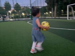 -乐融婴幼儿成长中心(四季青校区)