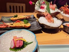 -花和海鲜自助(梅江店)