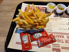 -The Habit Burger Grill 哈比特汉堡(复兴soho店)