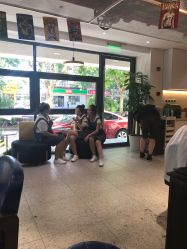 -PE SALON