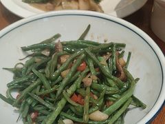 -黄泥岗·地道湖北菜(奥特莱斯店)