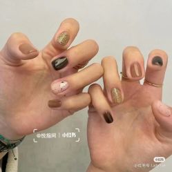 -悦指间美甲美睫