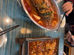 -自游人·美食一楼