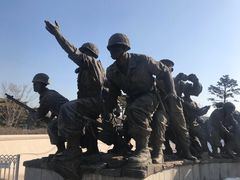 -韩国战争纪念馆
