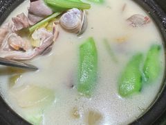 -肥仔文澳门猪骨煲(南京西路店)