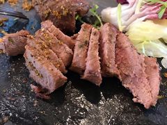 -more than meow吴止猫主题餐厅(承德 中船汇店)