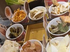 -菌自由丨野生菌火锅特色庭院餐厅(丽江古城店)