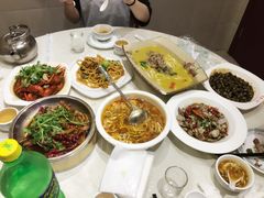 -鲁小三·大骨自助(金山总店)