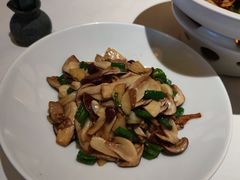 -沅江水·湖南家宴(南村万博长隆商圈店)