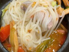 -李记特色罐罐米线(重庆中环大厦店)